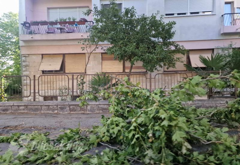 Mostar: Vatrogasci imali 14 intervencija, pozivi još stižu